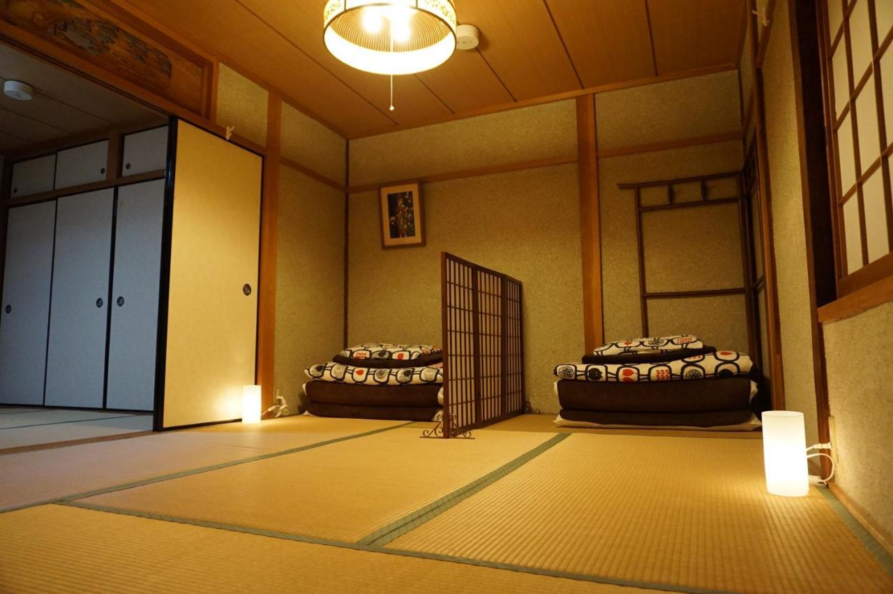 Guesthouse Ten-Roku - Female Only Osaka Esterno foto