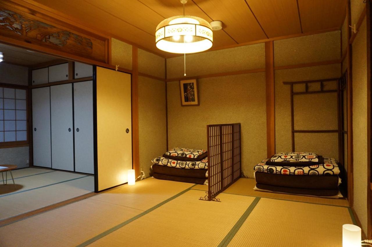 Guesthouse Ten-Roku - Female Only Osaka Esterno foto