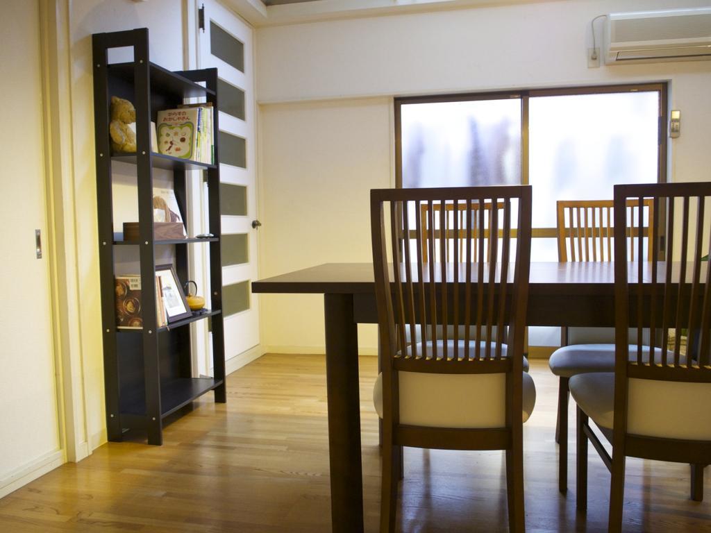 Guesthouse Ten-Roku - Female Only Osaka Esterno foto